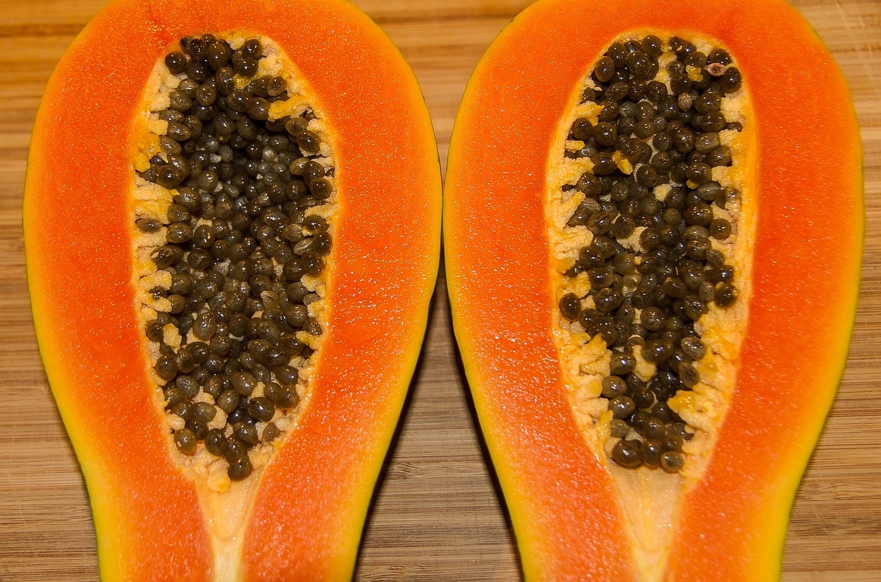 Can We Eat Papaya at Night After Dinner